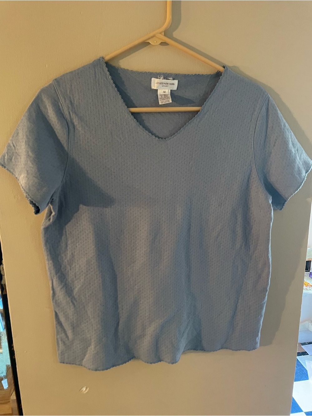 Vintage 90s Light Blue V-Neck Short Sleeve Top by Liz Claiborne